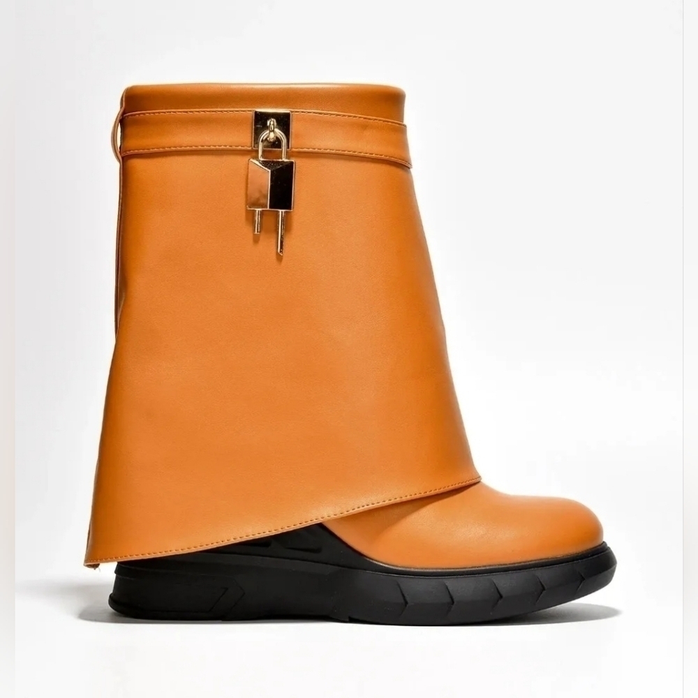 Women's Cape Robbin Morae Bootie, Style# JFE11044, Size 8, Color Tan New In Box - Picture 2 of 10